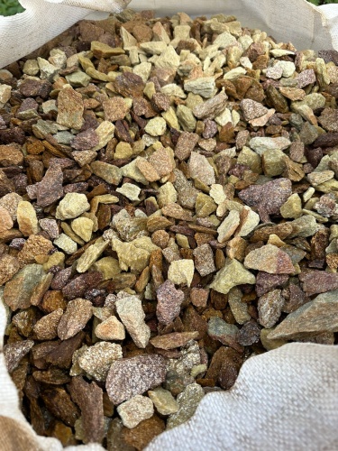 Златолит персиковый декоративная каменная крошка купить в Югорске