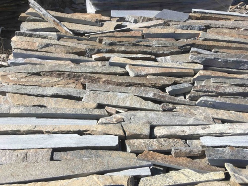 Горбушка златолит мультиколор для облицовки купить в Югорске