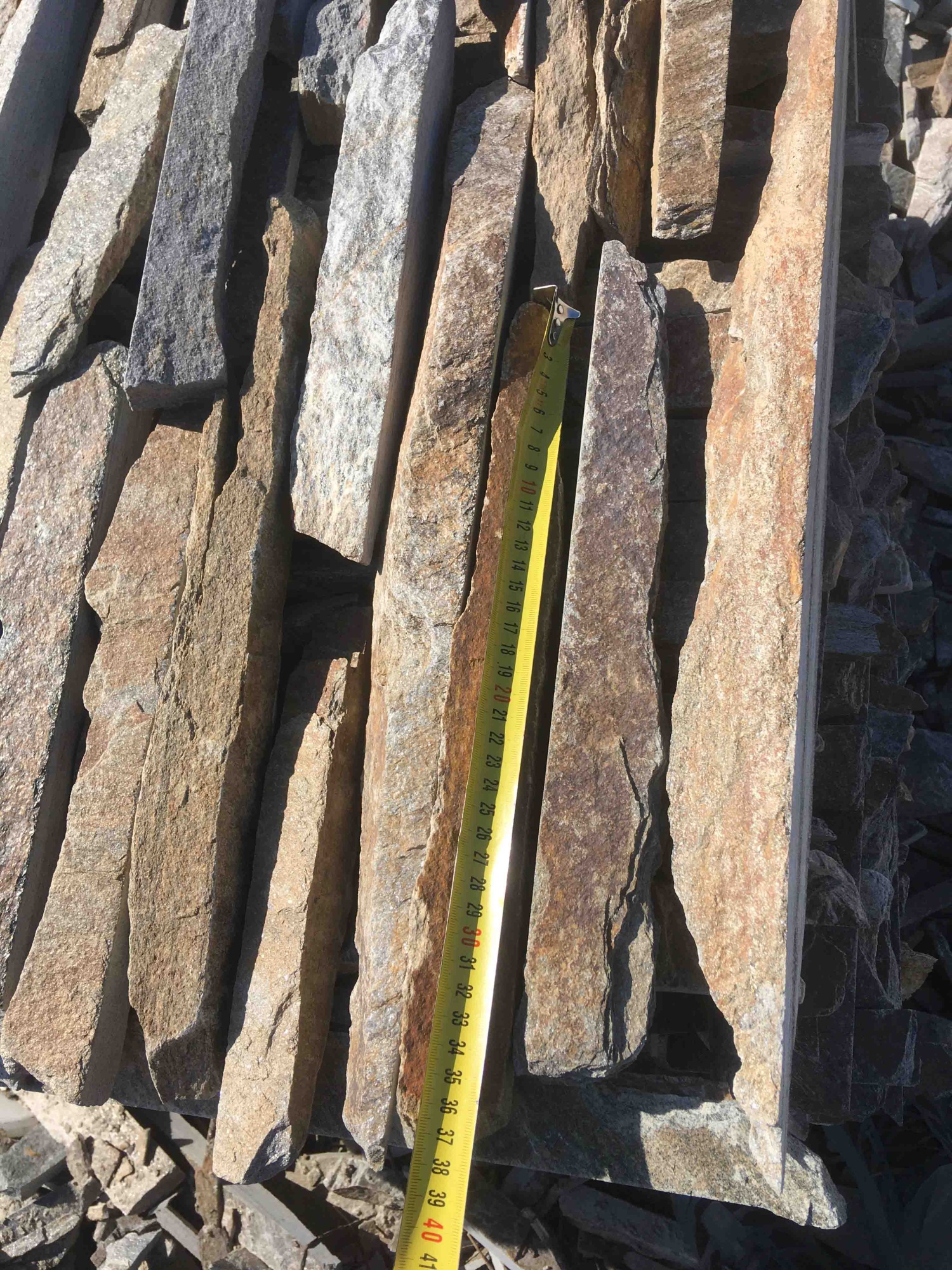 Горбушка златолит мультиколор для облицовки купить в Югорске