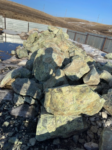 Камни для ландшафтного дизайна зелёные 10-60 килограмм купить в Югорске