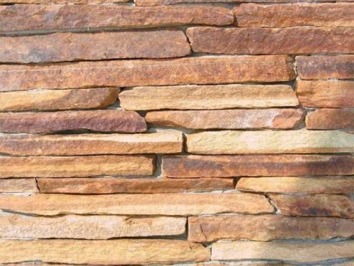 Горбушка златолит золотистый для облицовки купить в Югорске